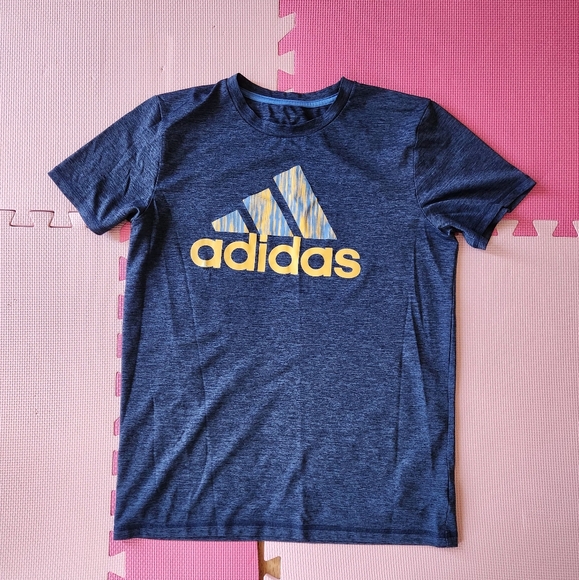 BUNDLE 2 Adidas t shirt - Picture 4 of 6